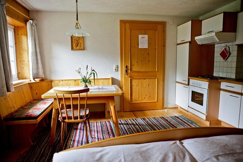 Klausmoarhof Villa Leisach Room photo